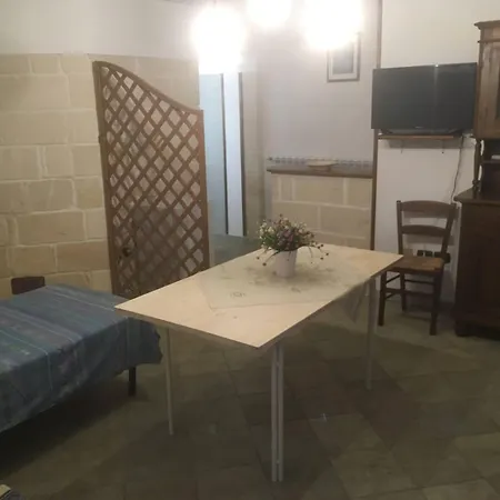 Bed and Breakfast Paradise 2