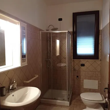 Paradise 2 乌瓜诺拉基耶萨