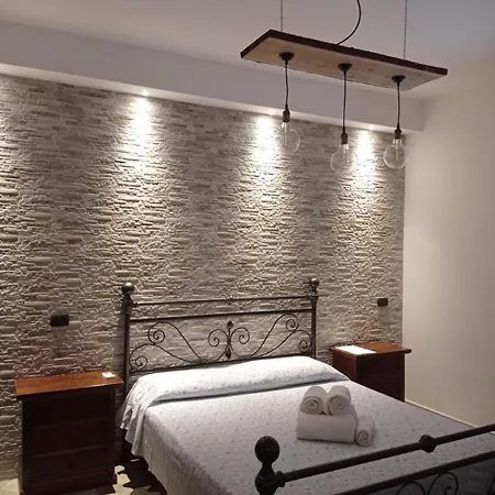 Paradise 2 住宿加早餐酒店 *